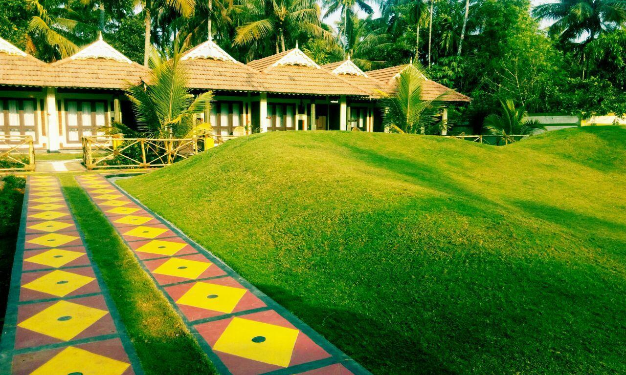 Deepanjali Wellness & Retreat Hotel Thanniyam Buitenkant foto